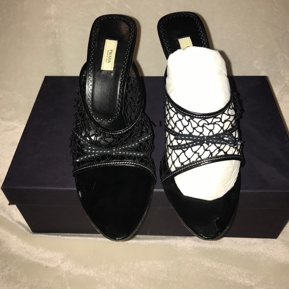 PRADA FISHNET HEELS - Picture 3 of 6